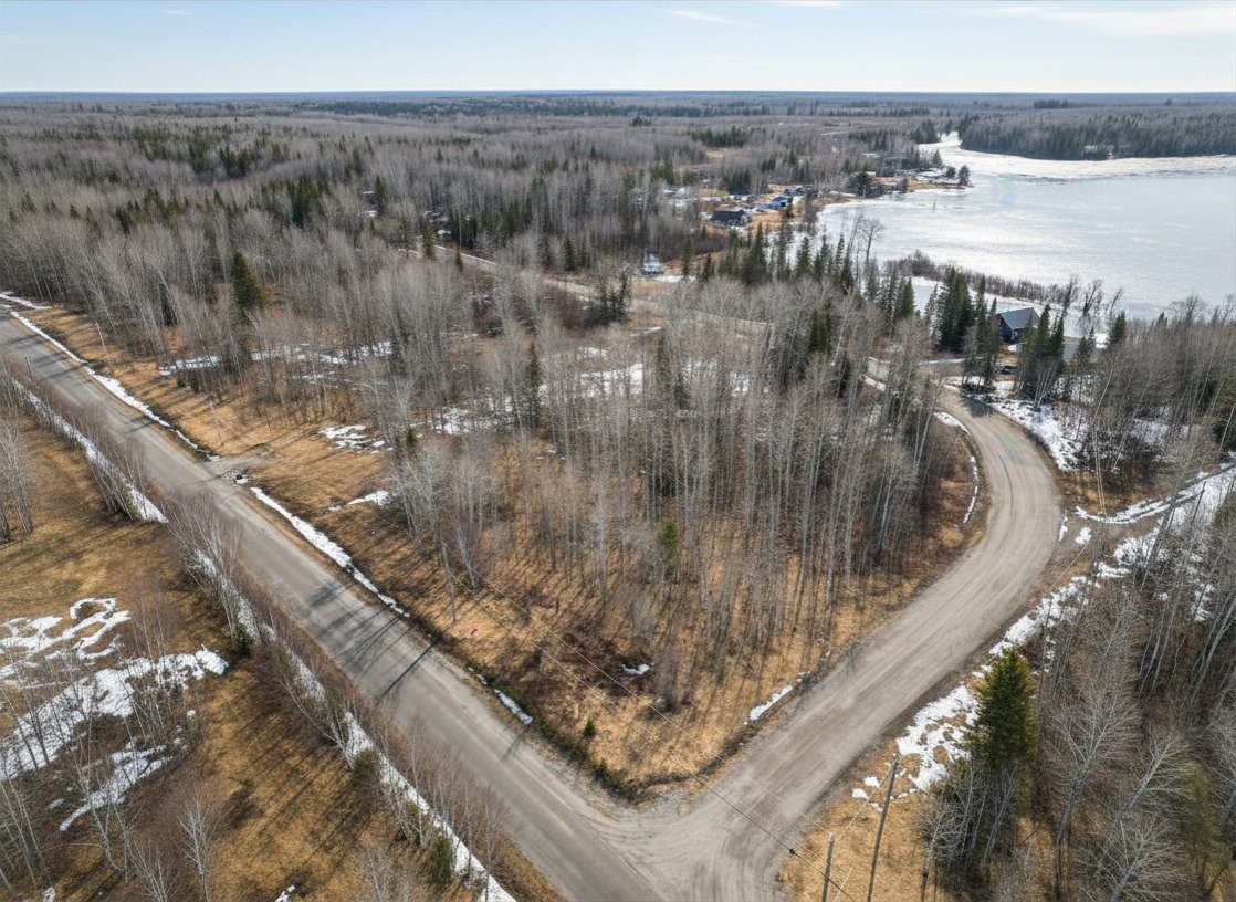 Photo aérienne - 12 Av. Des Riverains, Barraute, QC