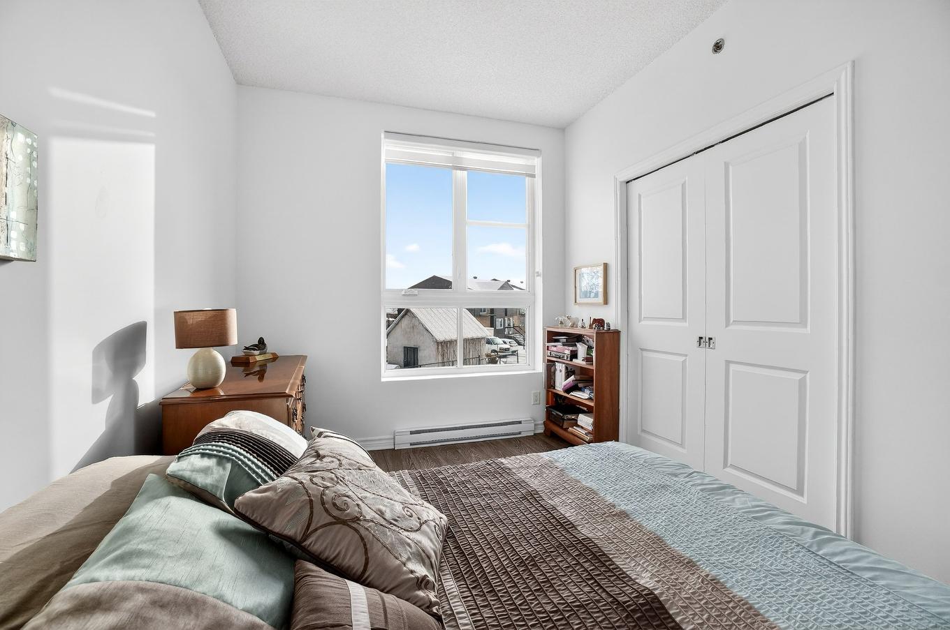 Bedroom - 203-575 Mtée Masson, Terrebonne (Terrebonne), QC - Indoor Photo Showing Bedroom