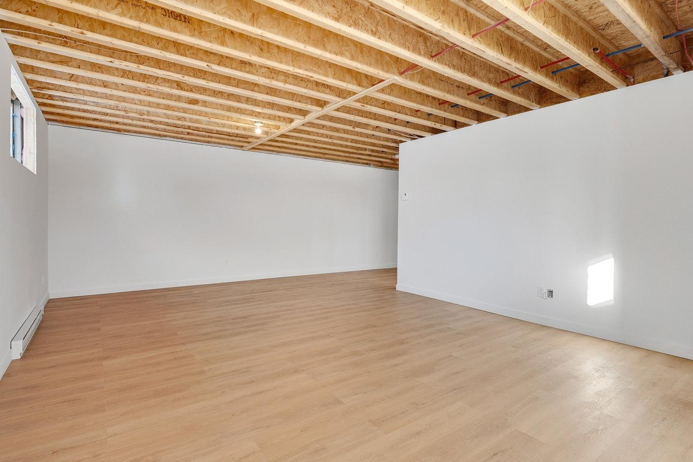 Family room - 120 Tsse Lionel, Saint-Jérôme, QC - Indoor Photo Showing Other Room