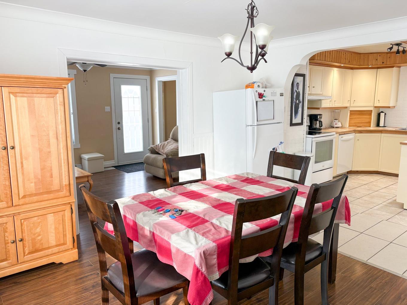 Dining room - 1615 Rue Jogues, Drummondville, QC - Indoor Photo Showing Dining Room