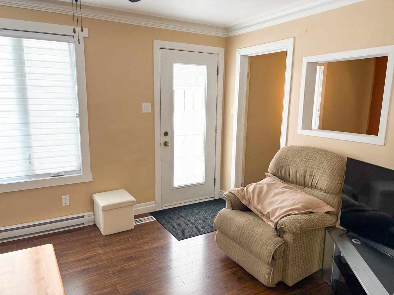 Living room - 1615 Rue Jogues, Drummondville, QC - Indoor Photo Showing Living Room