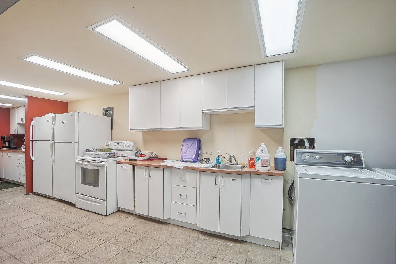 Kitchen - 480 Rue St-Jacques, Napierville, QC - Indoor Photo Showing Kitchen