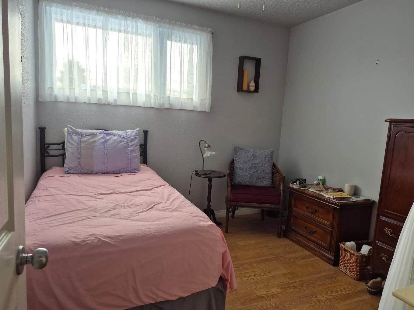 630 Hollylane, Thunder Bay, ON - Indoor Photo Showing Bedroom