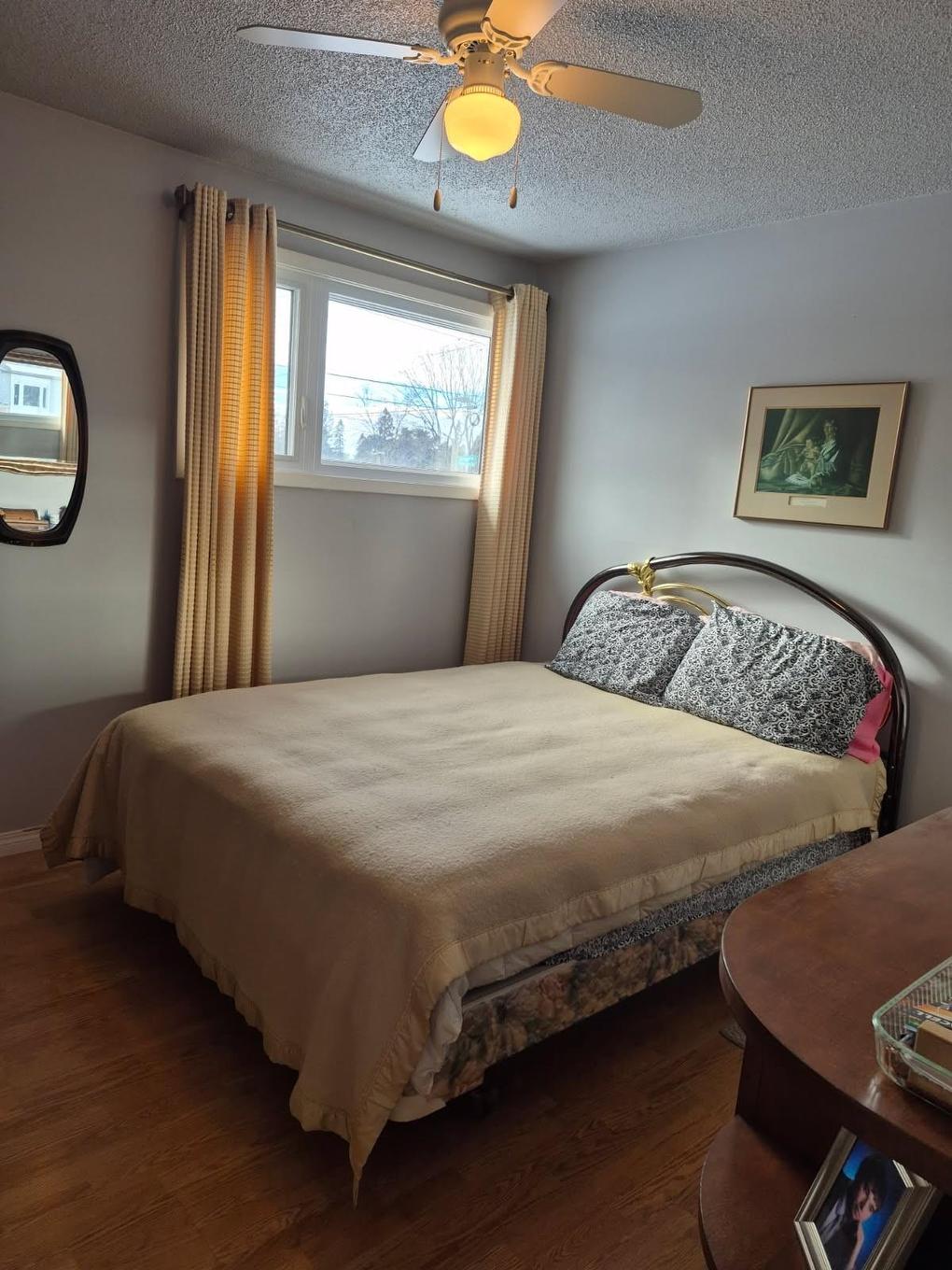 630 Hollylane, Thunder Bay, ON - Indoor Photo Showing Bedroom