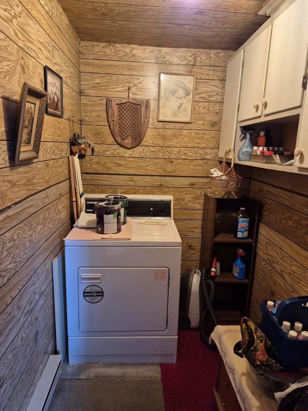 630 Hollylane, Thunder Bay, ON - Indoor Photo Showing Laundry Room