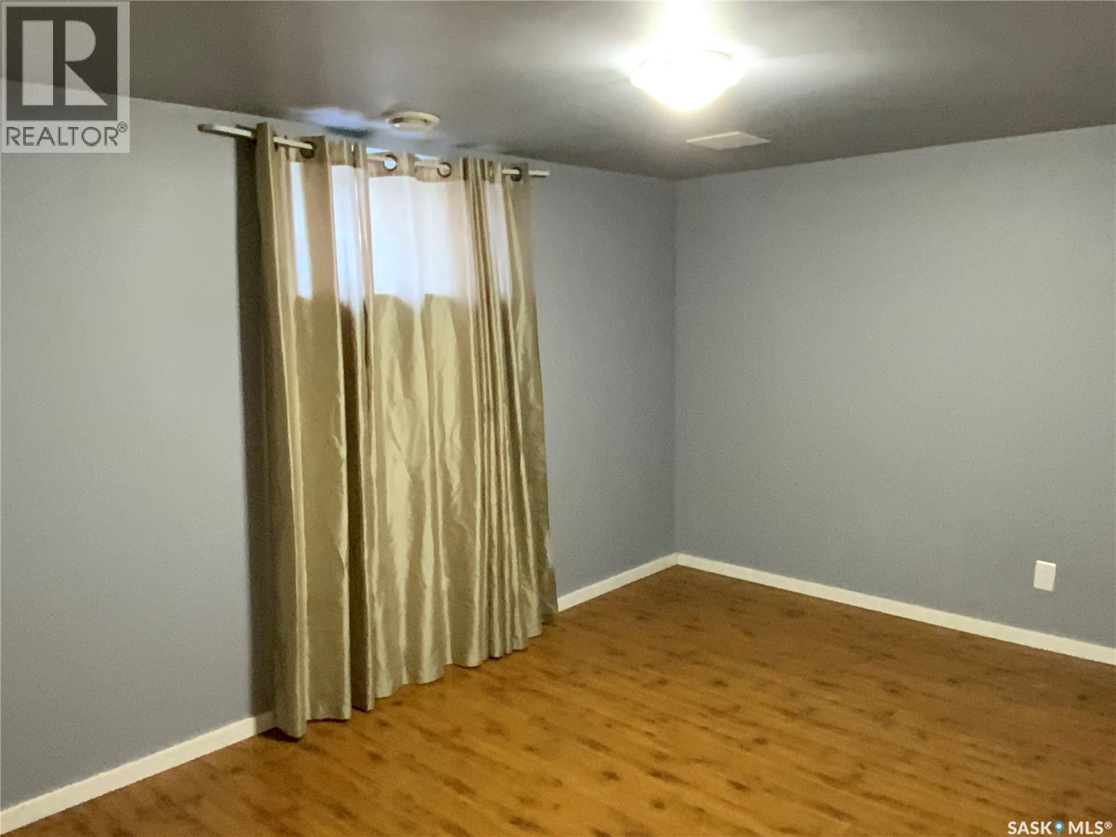 1320 J Avenue N, Saskatoon, SK - Indoor Photo Showing Other Room