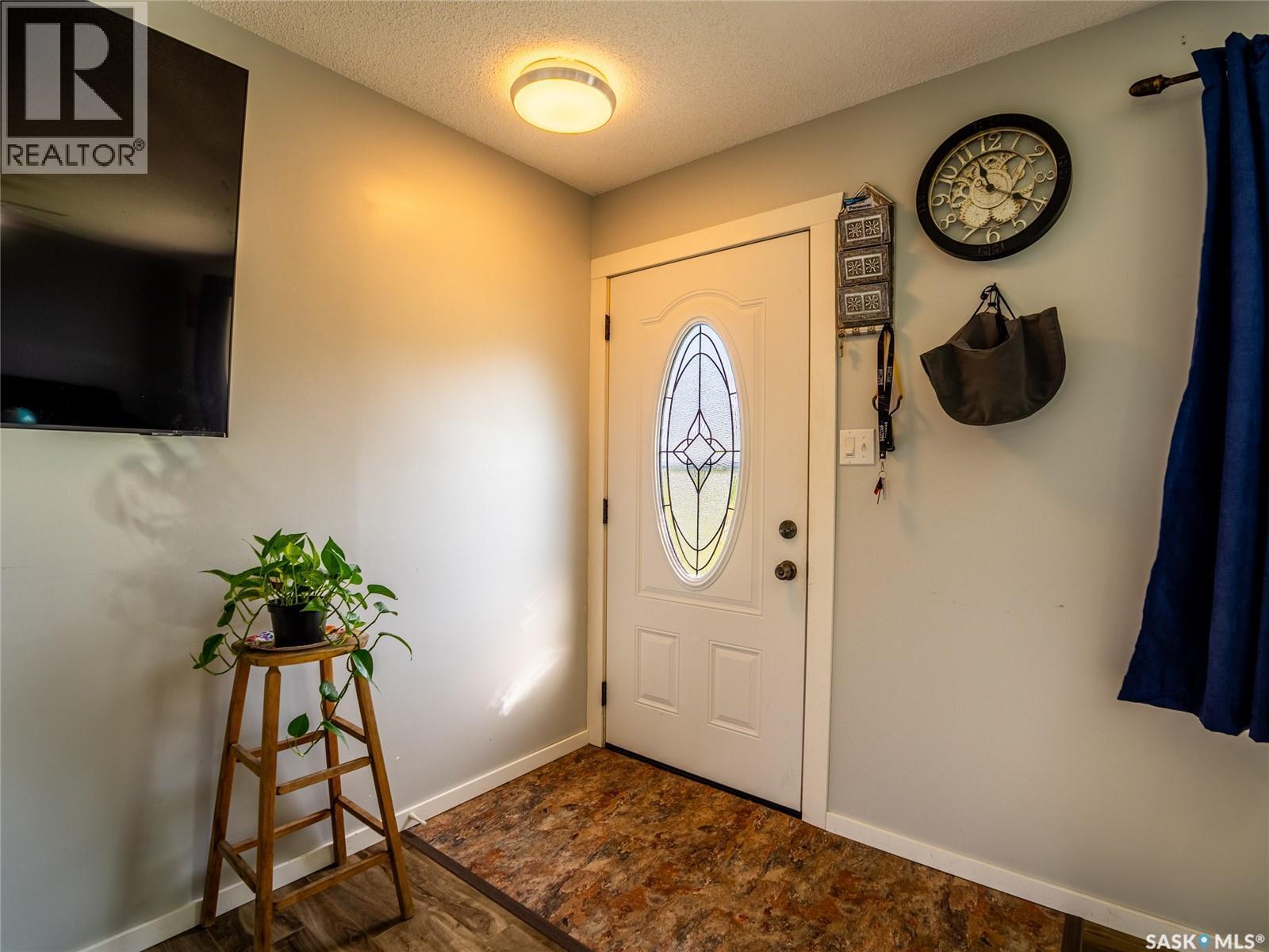 310 Main Street, Abernethy, SK - Indoor Photo Showing Other Room