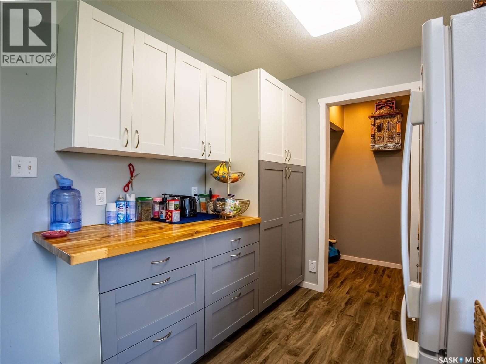 310 Main Street, Abernethy, SK - Indoor Photo Showing Other Room