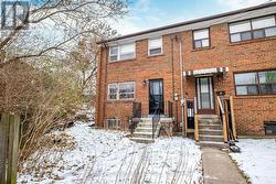 2 EGAN AVENUE Toronto, ON M4J 2Z3