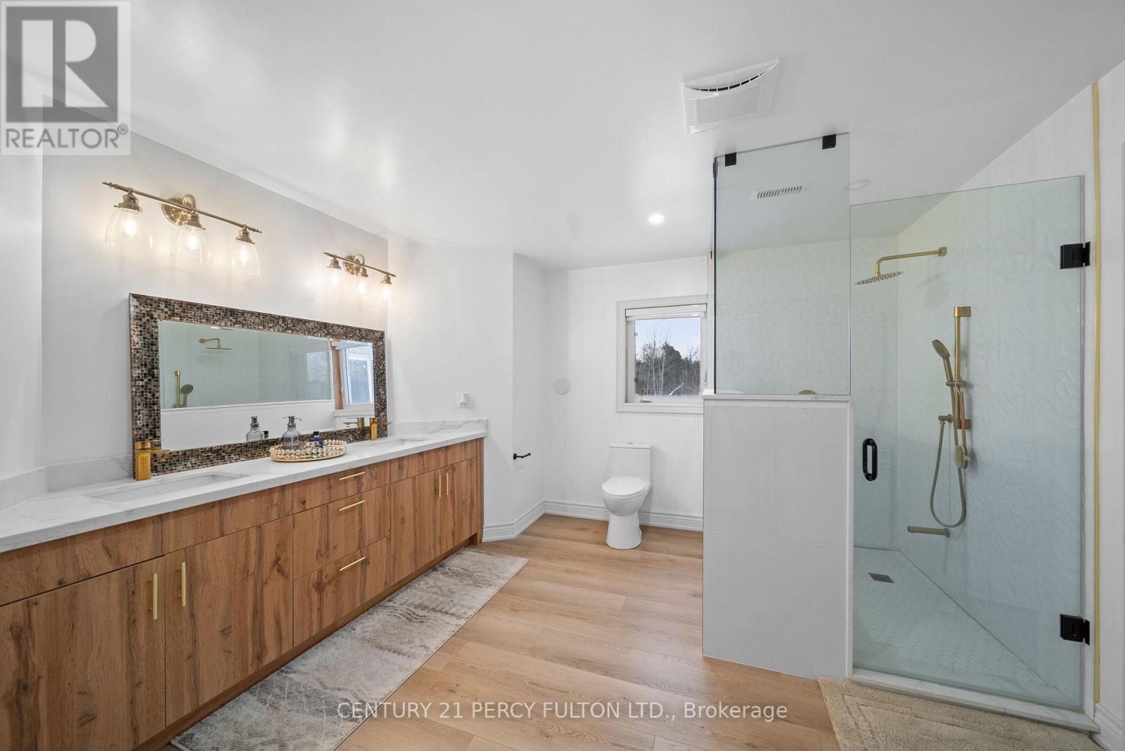 5121 Tom Thomson Court, Pickering, ON - Indoor Photo Showing Bathroom
