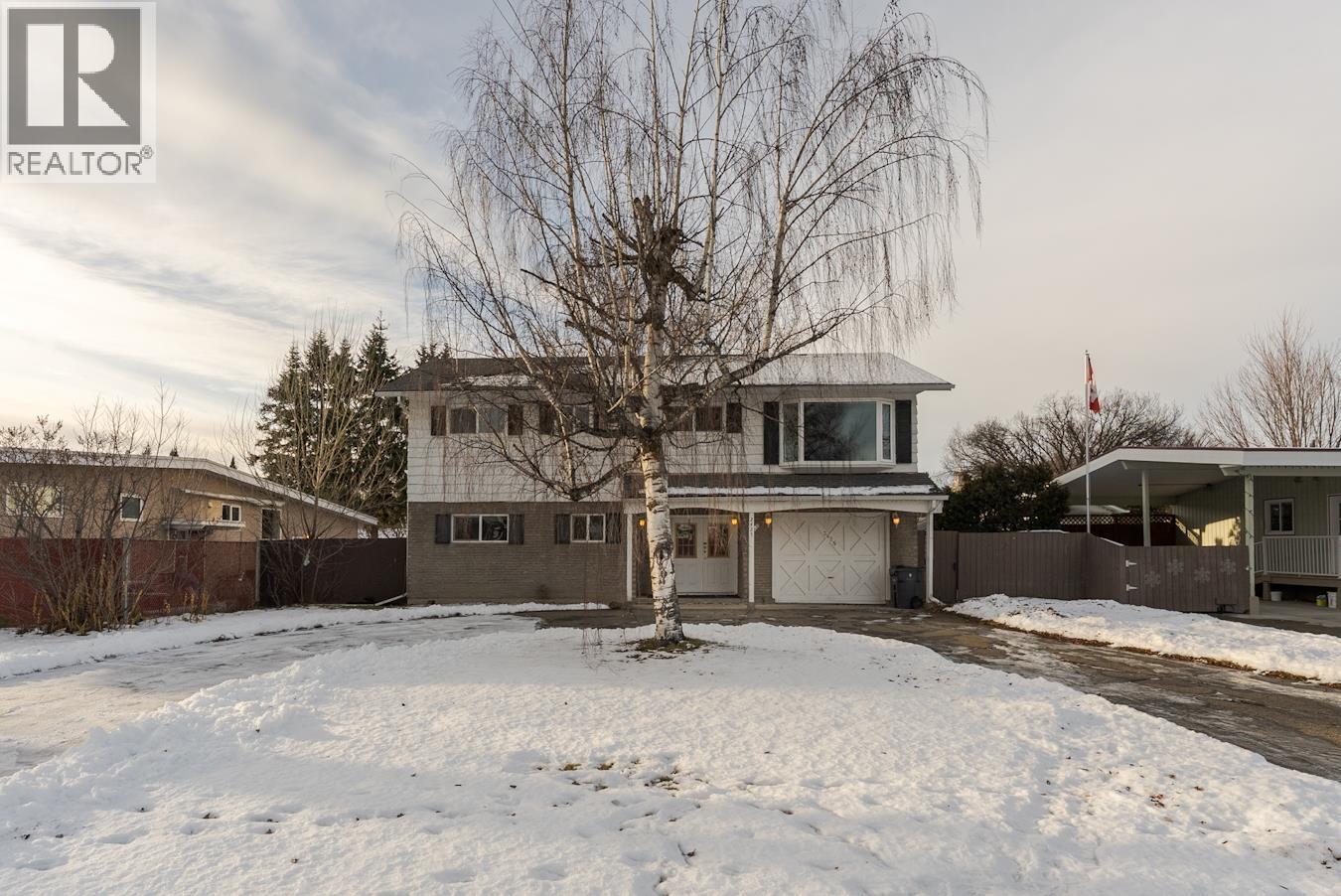 2425 Ewert Crescent, Prince George, BC - Outdoor