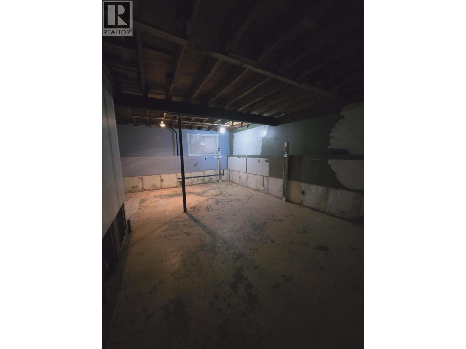 2260 Victoria Street, Prince George, BC - Indoor