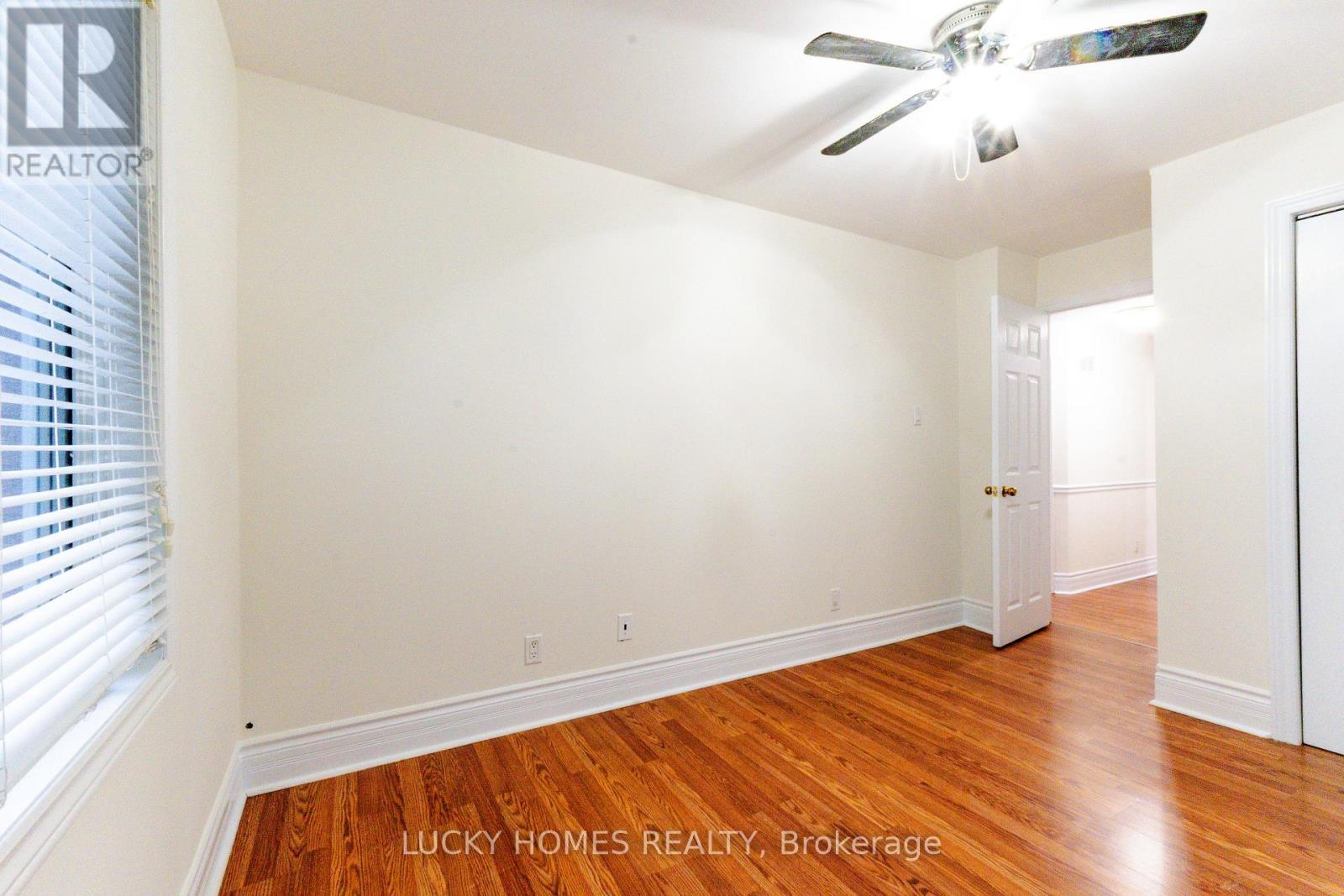 Main Floor - 270 Verdun Road W, Oshawa, ON - Indoor Photo Showing Other Room