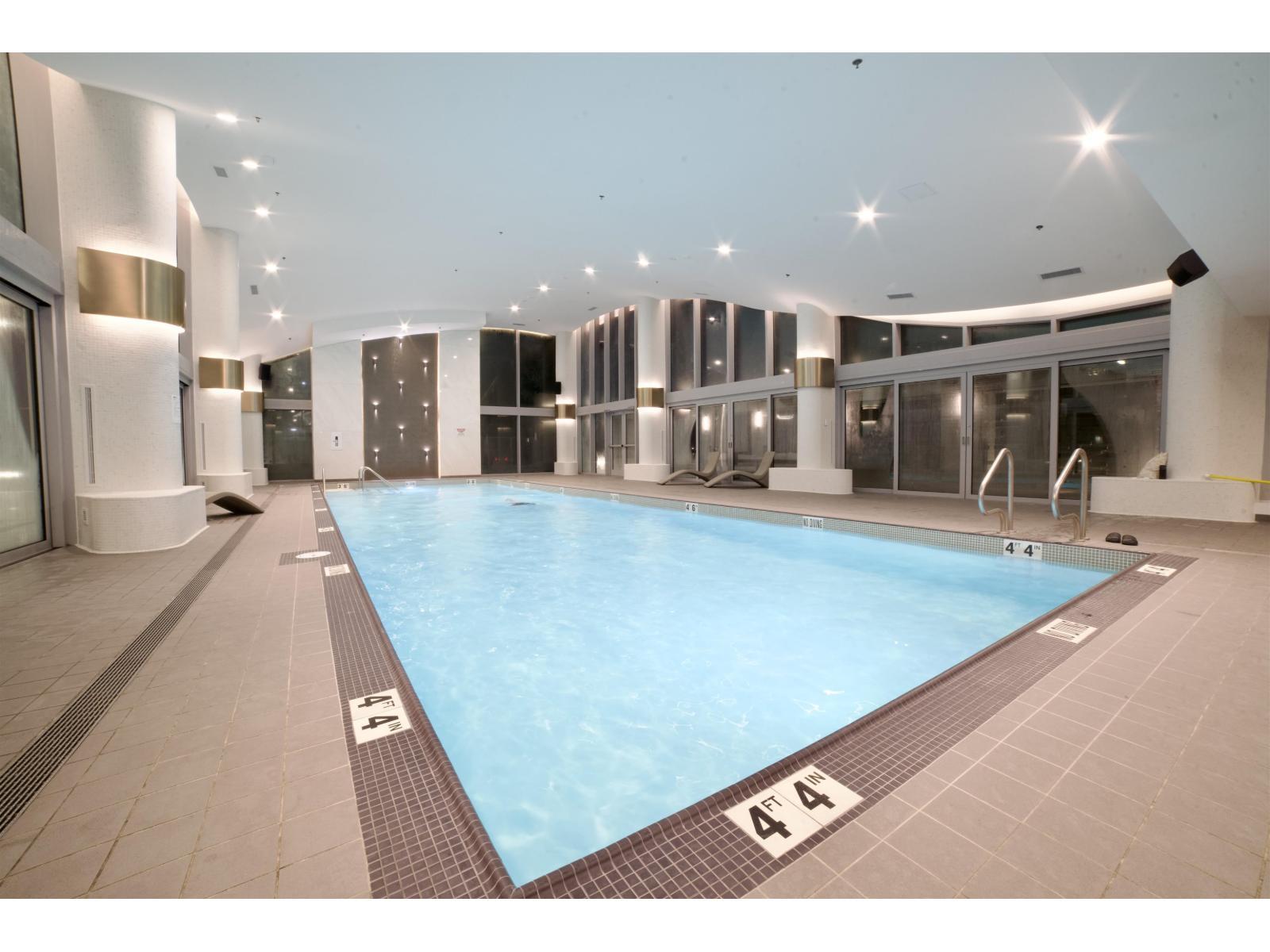 1703 13696 100 Avenue, Surrey, BC - Indoor Photo Showing Other Room With In Ground Pool