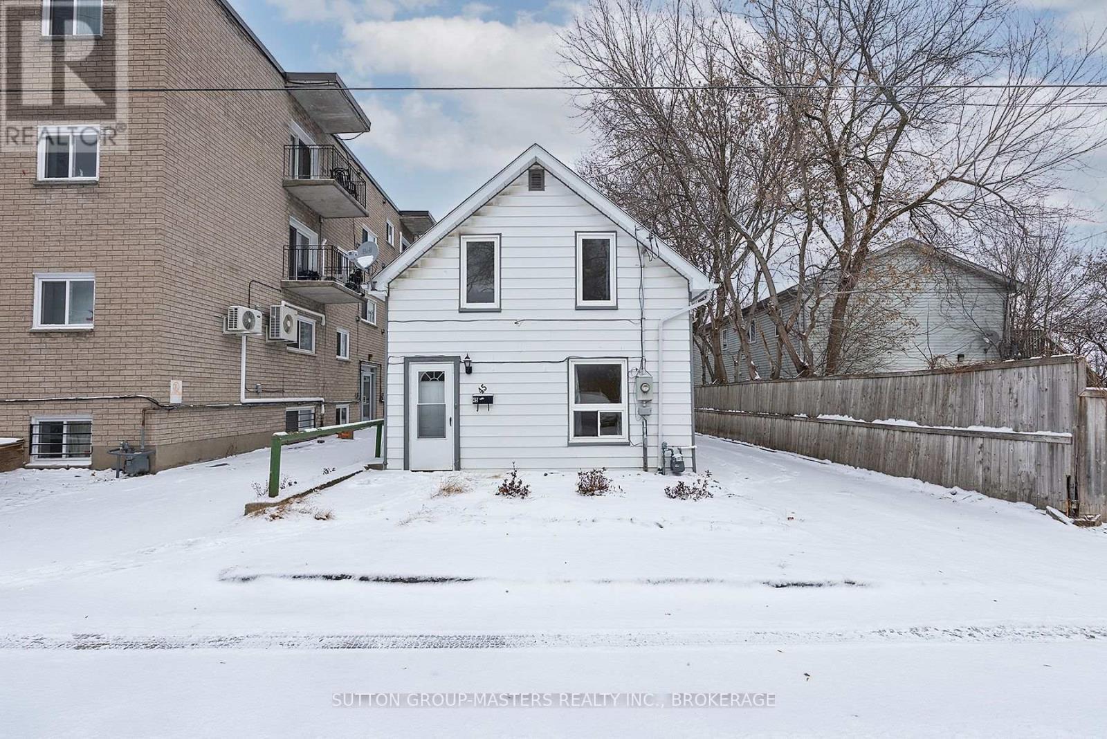 45 Russell Street, Kingston (East Of Sir John A. Blvd), ON - Outdoor