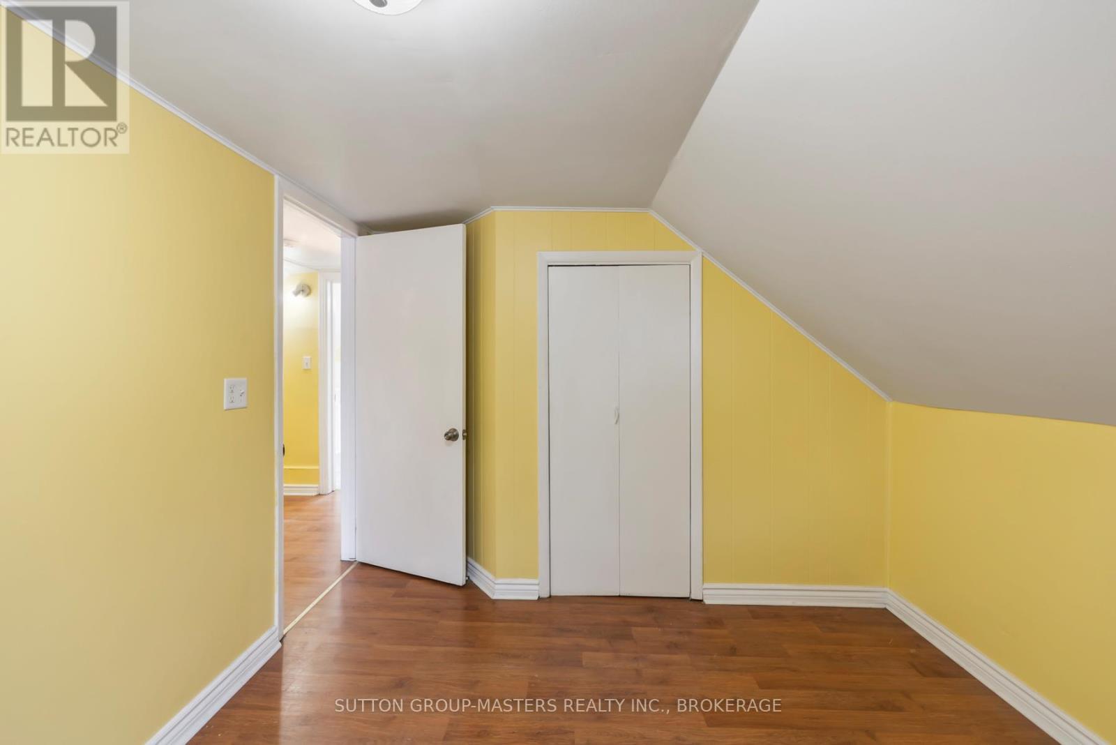 45 Russell Street, Kingston (East Of Sir John A. Blvd), ON - Indoor Photo Showing Other Room