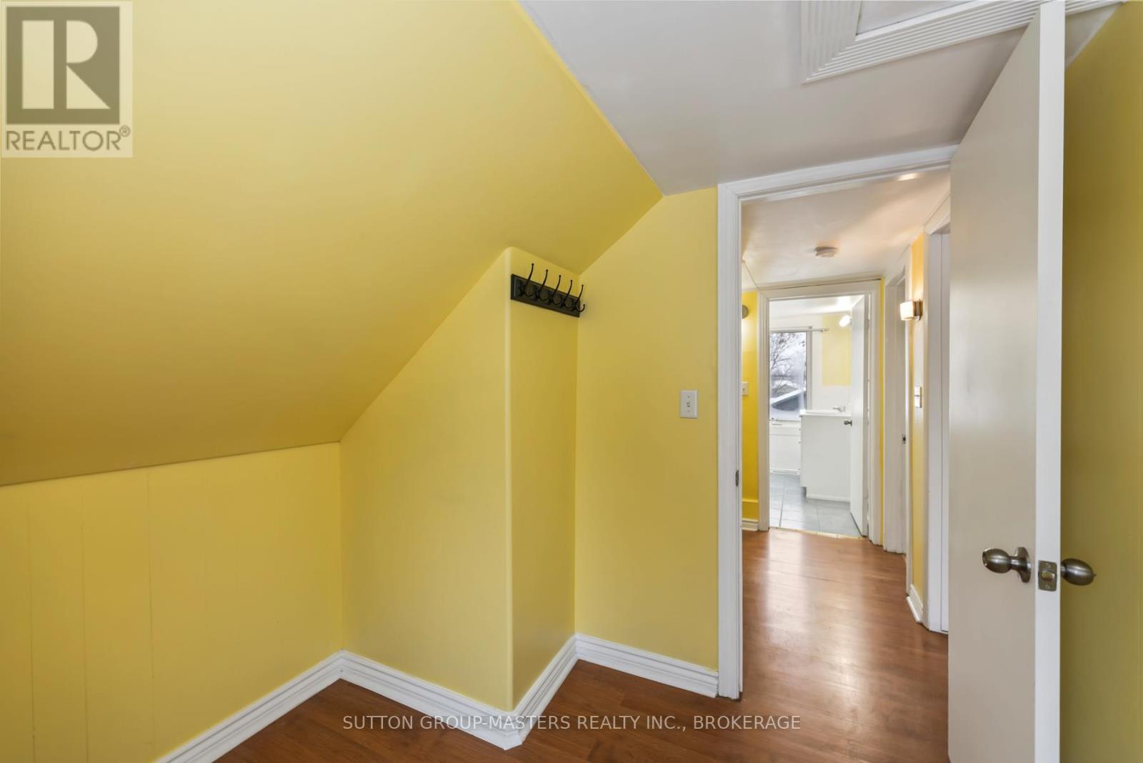 45 Russell Street, Kingston (East Of Sir John A. Blvd), ON - Indoor Photo Showing Other Room