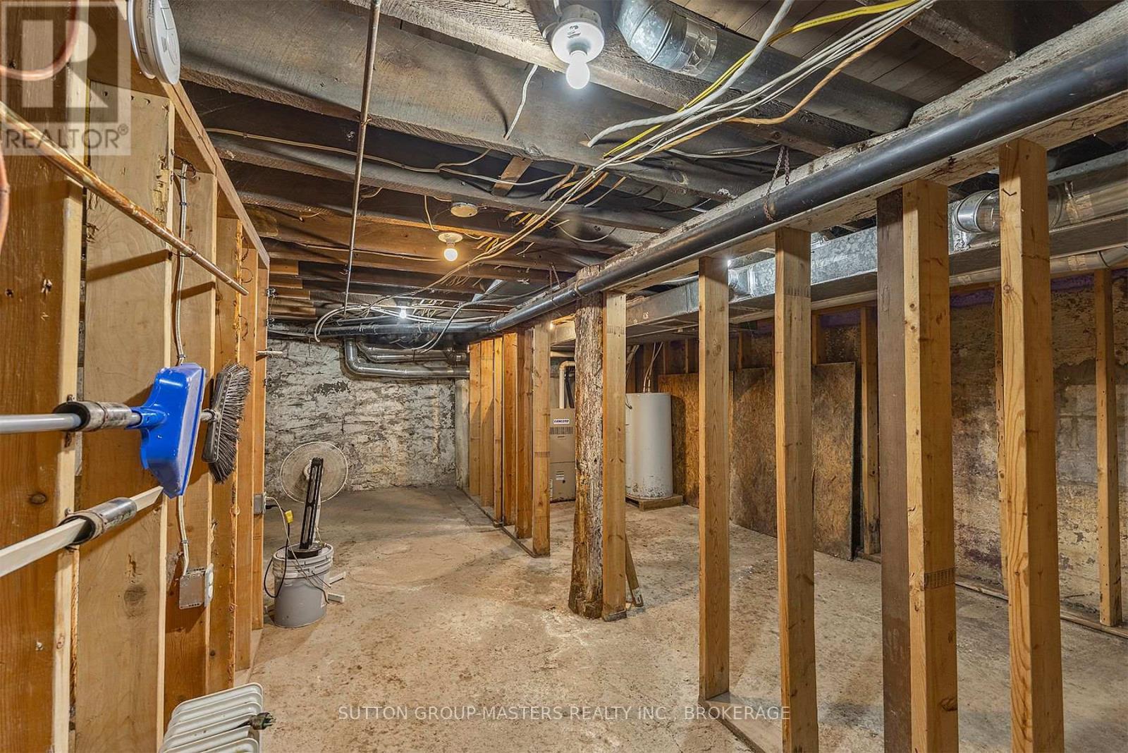 45 Russell Street, Kingston (East Of Sir John A. Blvd), ON - Indoor Photo Showing Basement