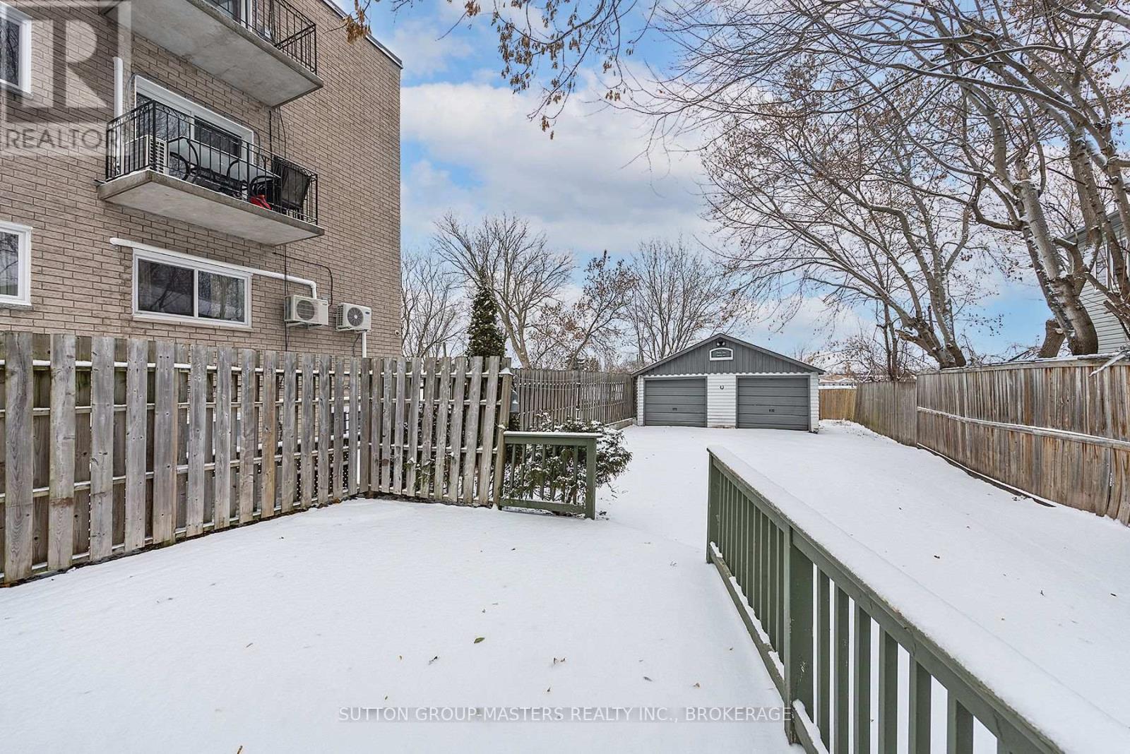 45 Russell Street, Kingston (East Of Sir John A. Blvd), ON - Outdoor