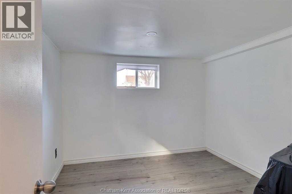 33 Wilson Avenue, Chatham, ON - Indoor Photo Showing Other Room