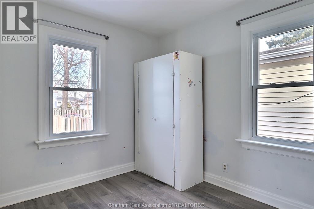 33 Wilson Avenue, Chatham, ON - Indoor Photo Showing Other Room