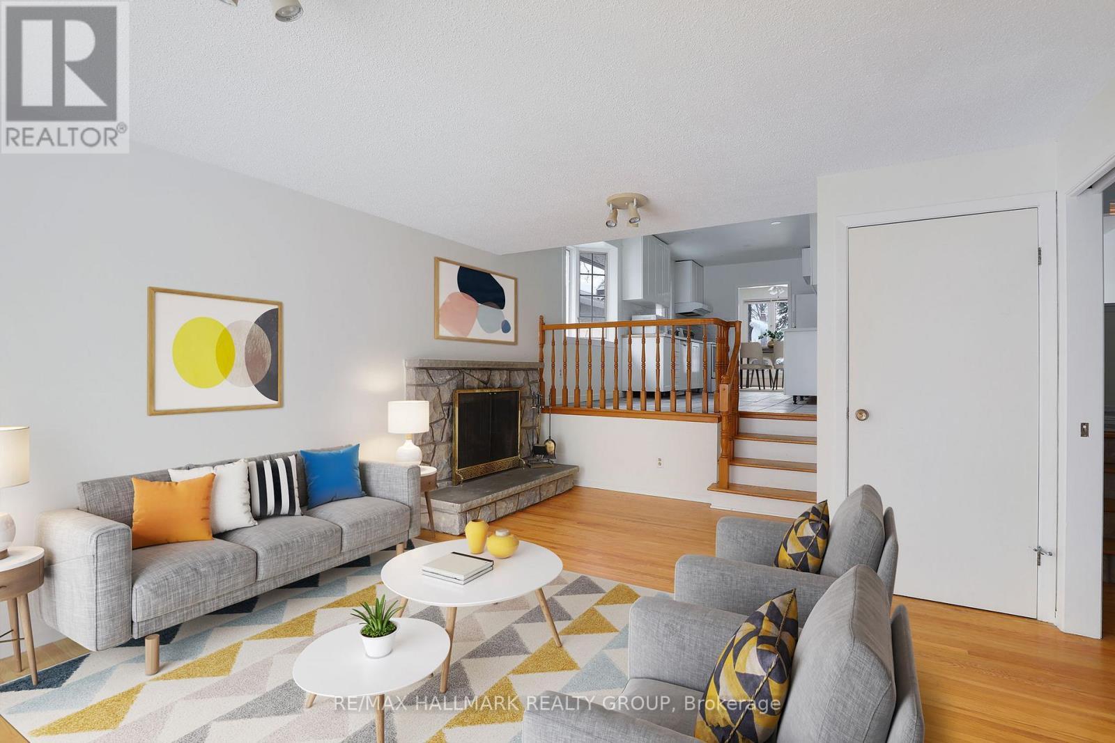 1948 Sharel Drive, Ottawa, ON - Indoor Photo Showing Living Room