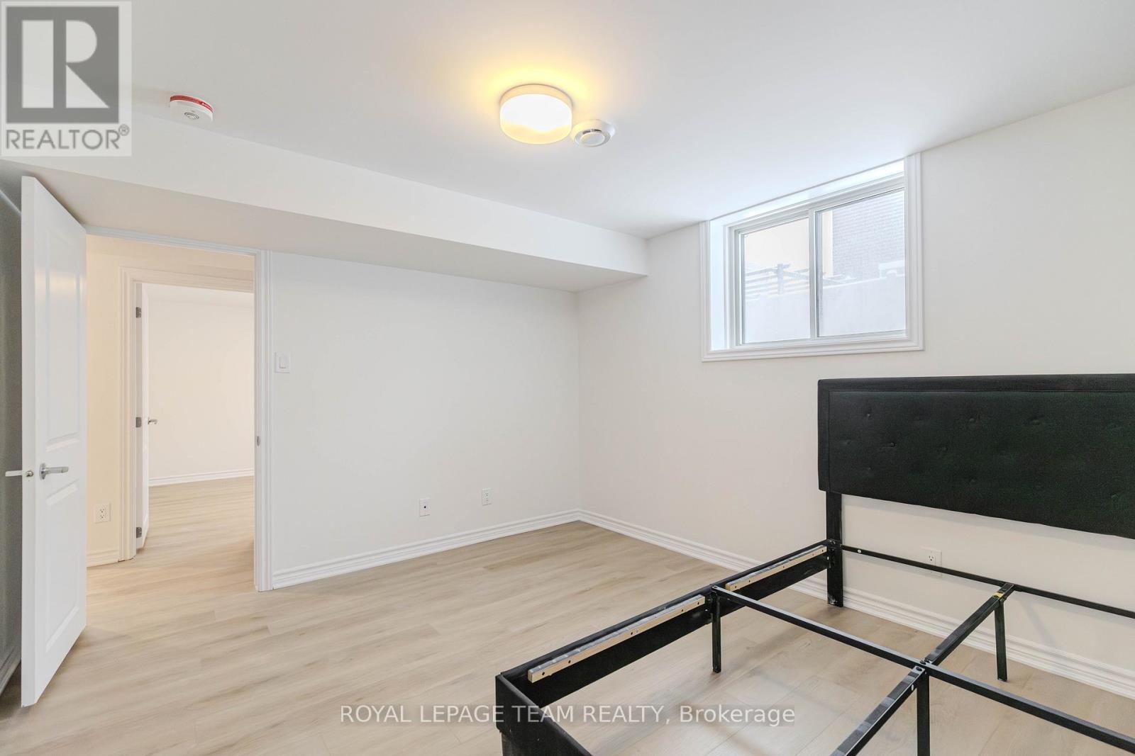 B - 142 Lumen Place, Ottawa, ON