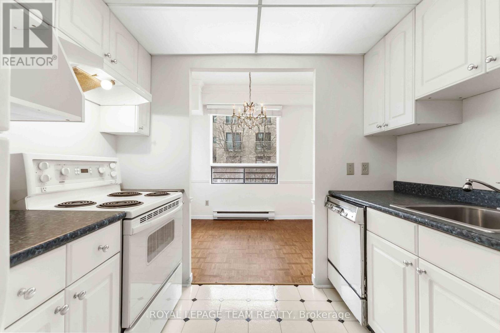 Kitchen - 101 - 20 The Driveway Drive, Ottawa, ON - Indoor Photo Showing Kitchen