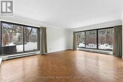 Spacious and bright living room -