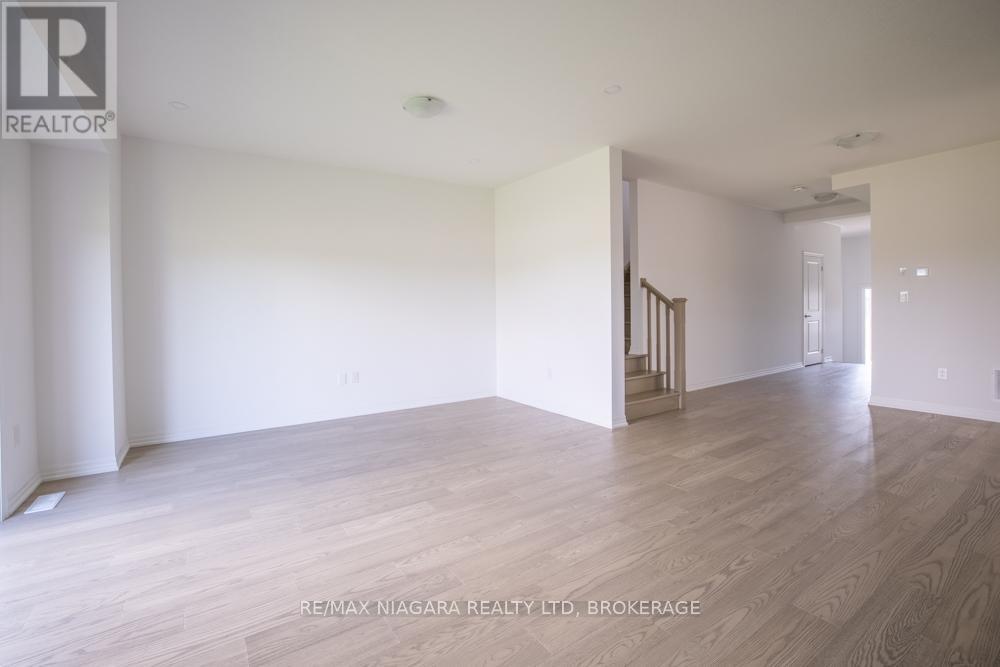 Main - 158 Hillcrest Road, Port Colborne (Main Street), ON - Indoor Photo Showing Other Room