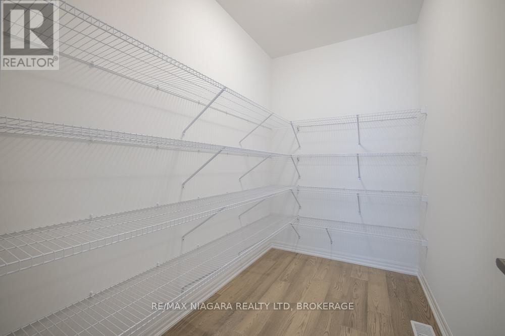 Main - 158 Hillcrest Road, Port Colborne (Main Street), ON - Indoor With Storage