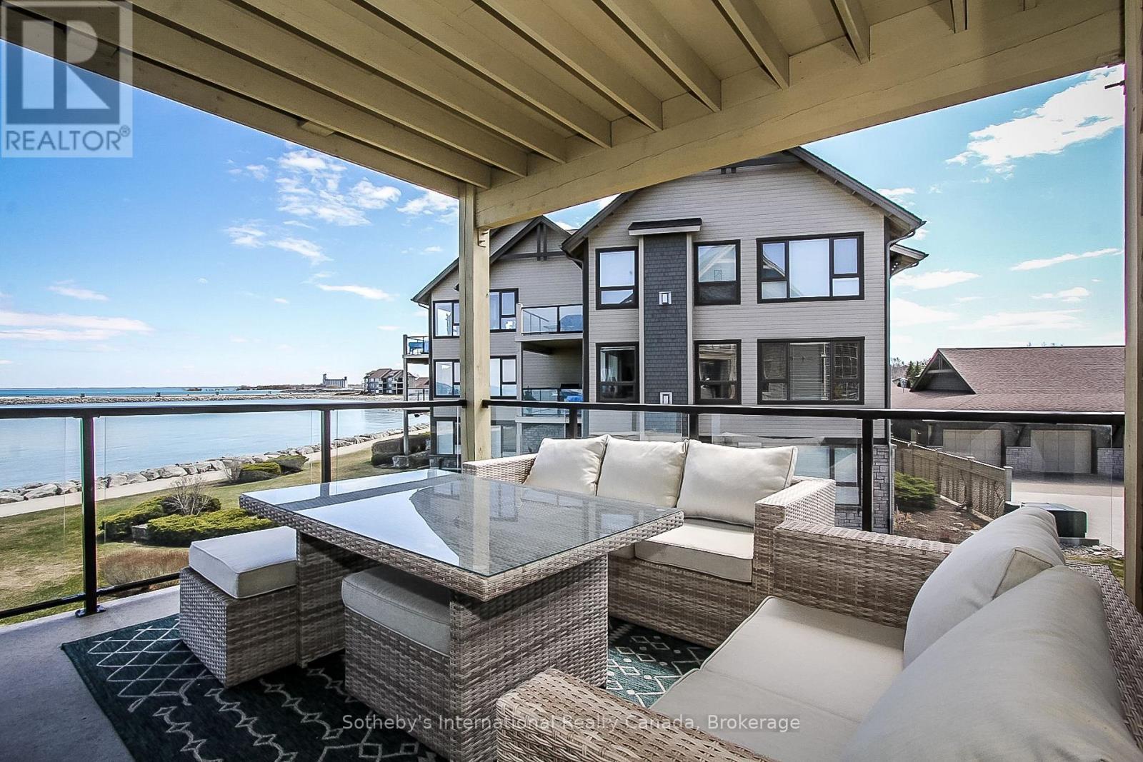 550 Mariners Way, Collingwood, ON - Outdoor With Body Of Water With Deck Patio Veranda