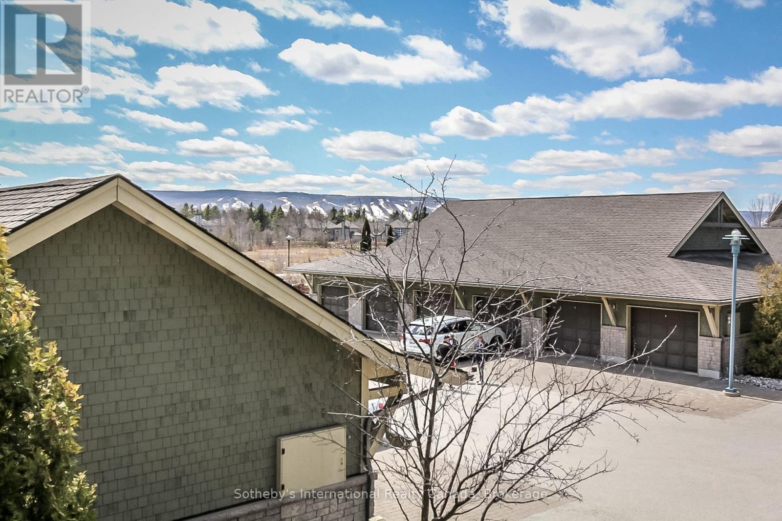 550 Mariners Way, Collingwood, ON - Outdoor