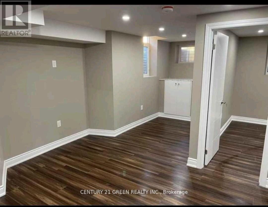 Basement - 1510 Devine Point, Milton, ON - Indoor Photo Showing Other Room