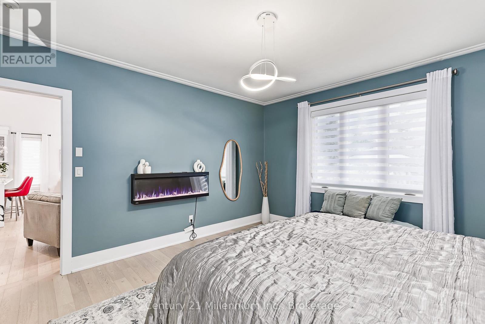 126 Tekiah Road, Blue Mountains, ON - Indoor Photo Showing Bedroom