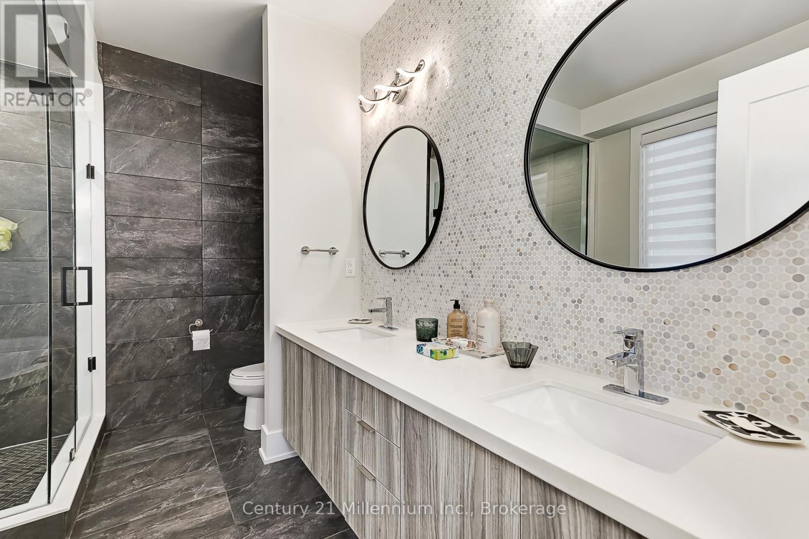 126 Tekiah Road, Blue Mountains, ON - Indoor Photo Showing Bathroom
