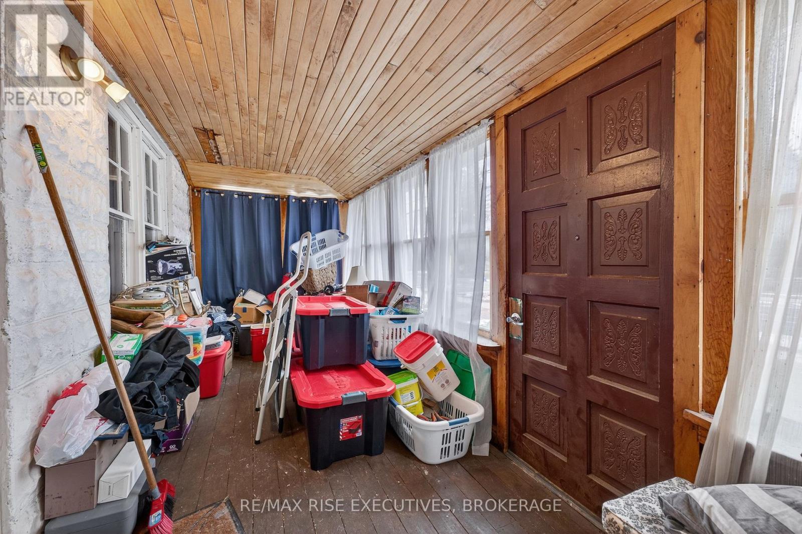 6862 Highway 38, Frontenac (Frontenac South), ON - Indoor Photo Showing Other Room