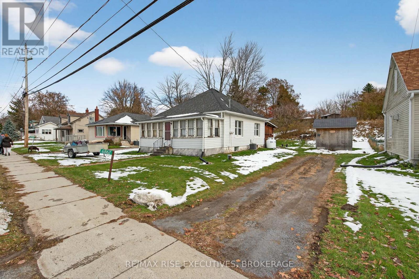 6862 Highway 38, Frontenac (Frontenac South), ON - Outdoor