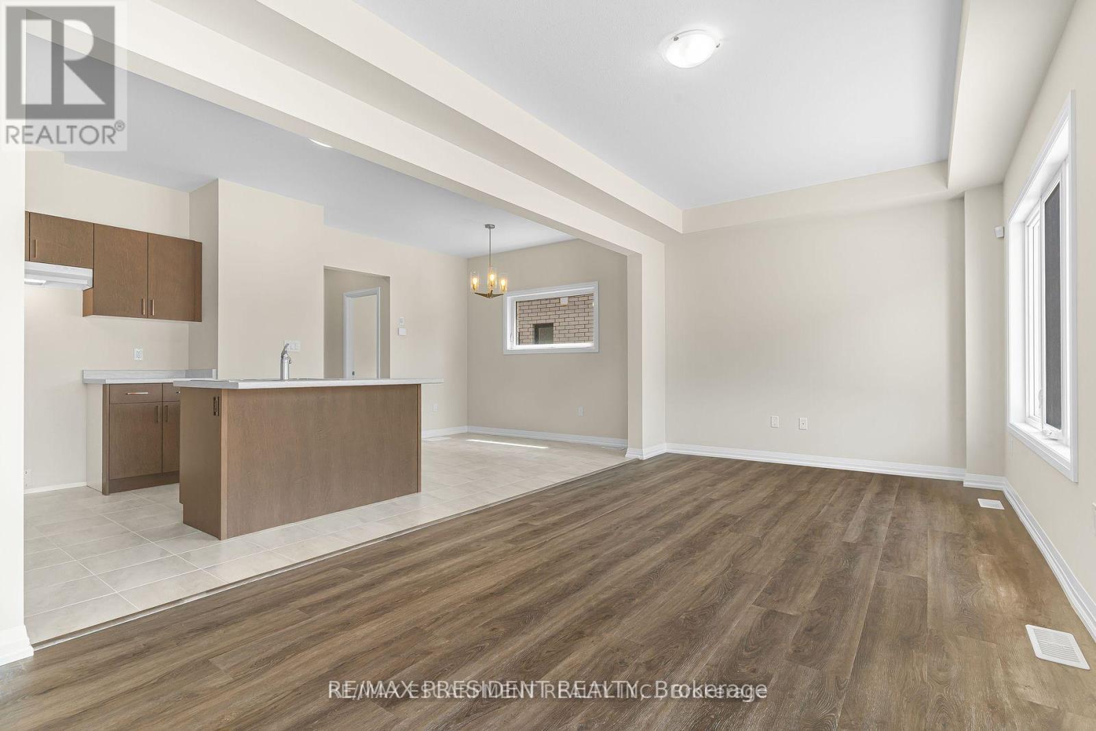 178 Klager Avenue, Pelham, ON - Indoor Photo Showing Other Room