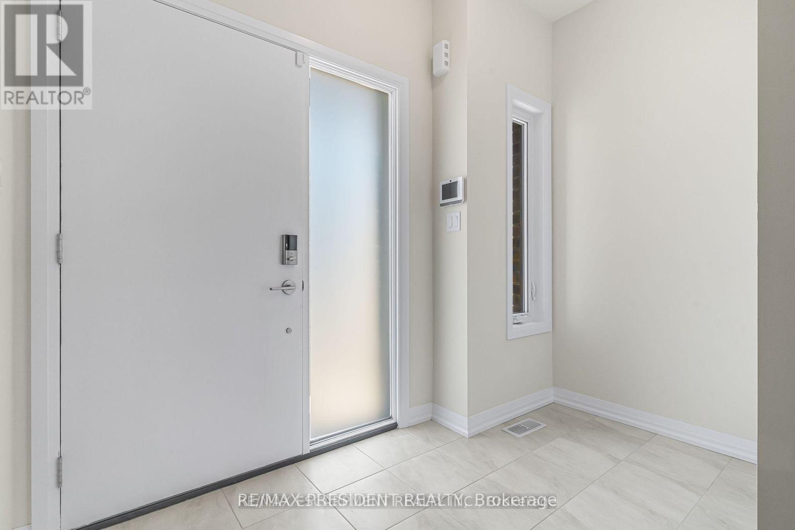 178 Klager Avenue, Pelham, ON - Indoor Photo Showing Other Room