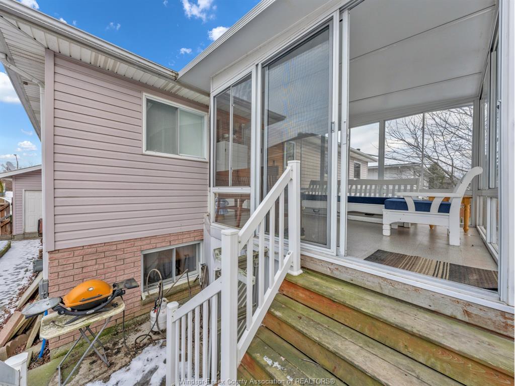 3755 Holburn, Windsor, ON