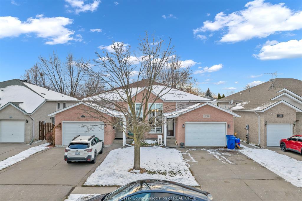3755 Holburn, Windsor, ON