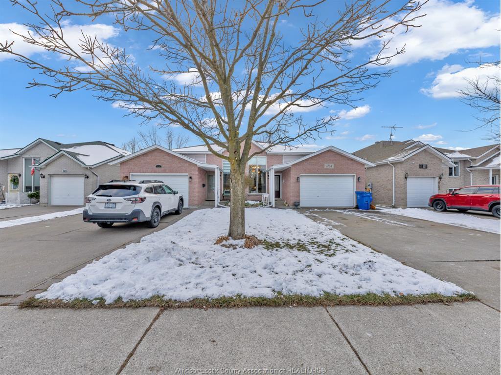 3755 Holburn, Windsor, ON