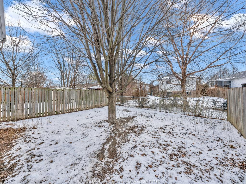 3755 Holburn, Windsor, ON