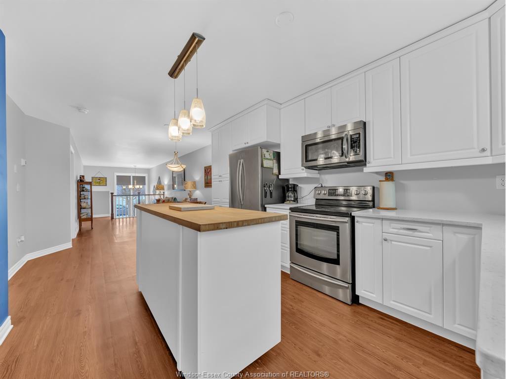 3755 Holburn, Windsor, ON