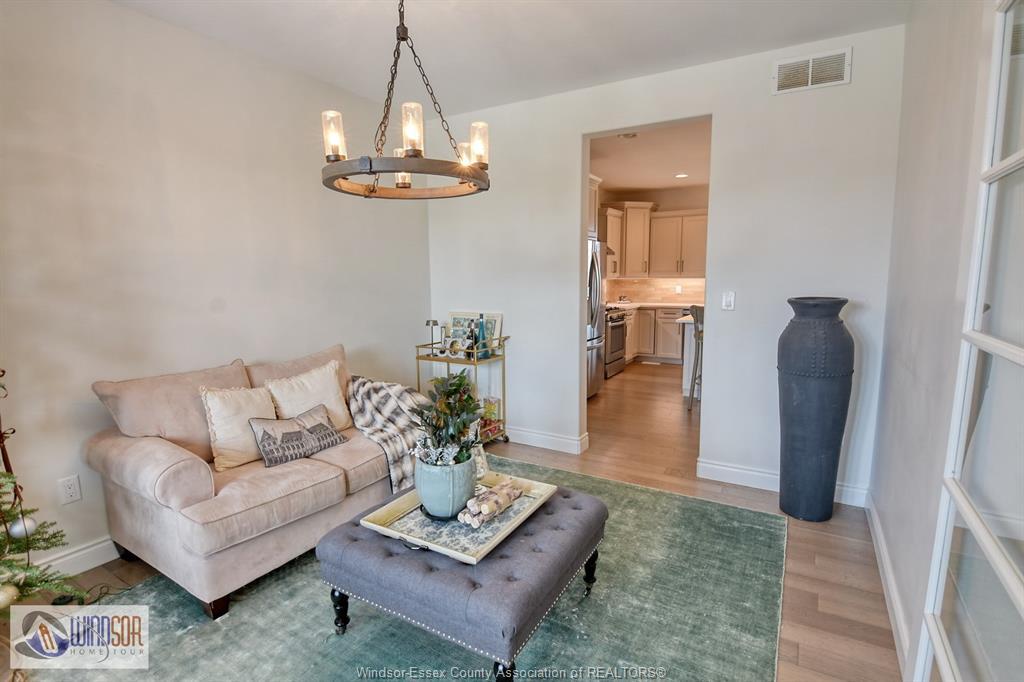 1363 Pascal Avenue, Lakeshore, ON