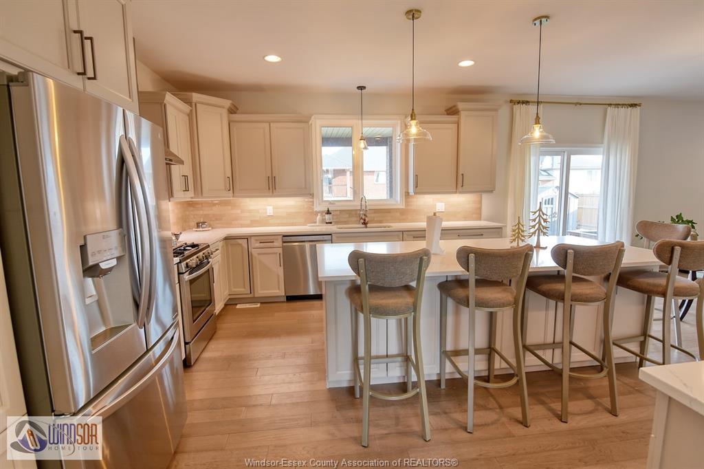 1363 Pascal Avenue, Lakeshore, ON