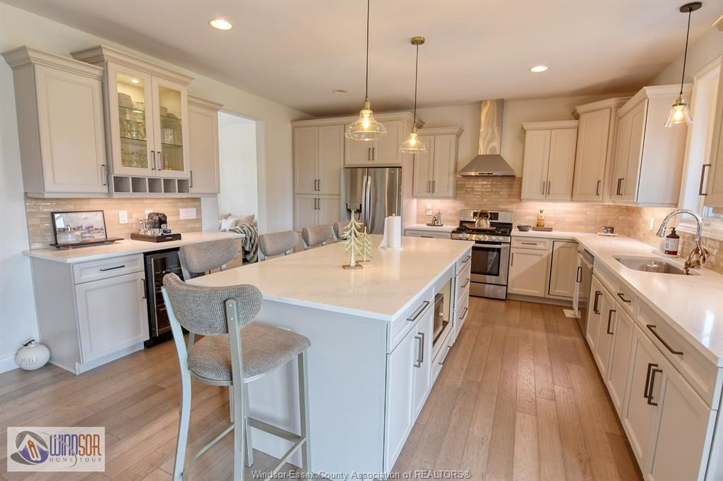 1363 Pascal Avenue, Lakeshore, ON