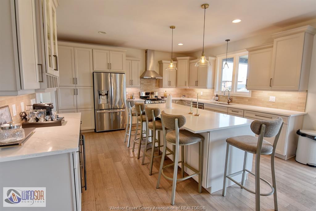 1363 Pascal Avenue, Lakeshore, ON