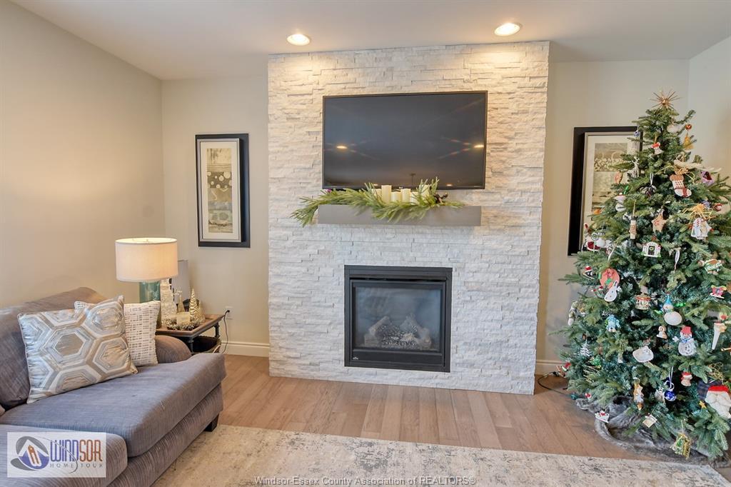 1363 Pascal Avenue, Lakeshore, ON